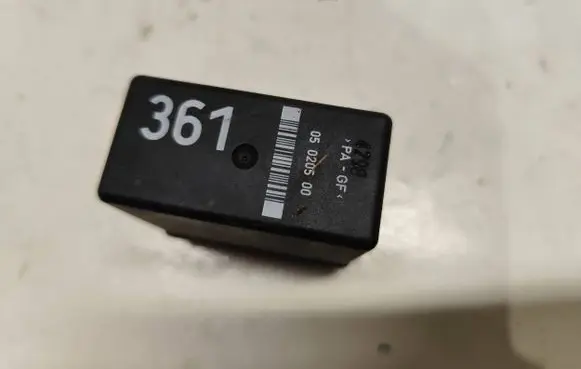 Audi A6 S6 C5 4B Other relay 4A0907440 05020500