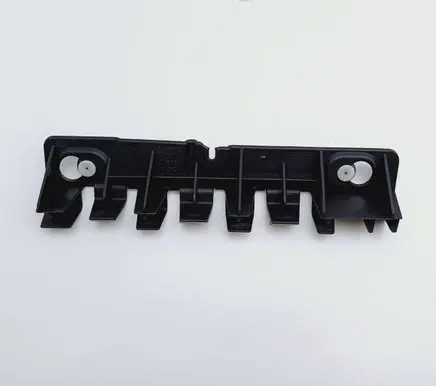 Dacia Logan I Rear bumper mounting bracket 2005497C
