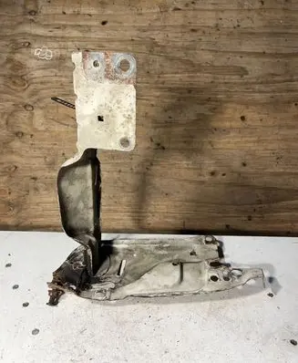Audi 80 90 S2 B4 Top upper radiator support slam panel