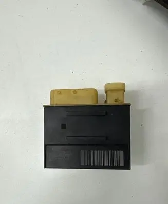 Citroen C4 I Glow plug pre-heat relay 018010953 9662570880