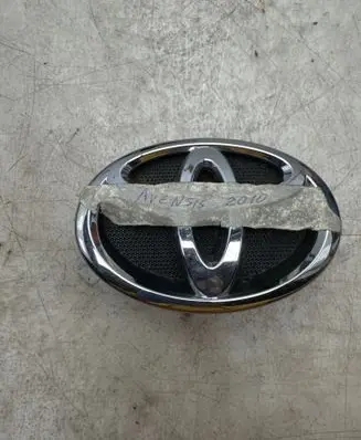 Toyota Avensis T270 Manufacturers badge/model letters 754310D050