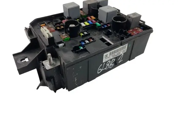 Opel Mokka Fuse box set 42588098
