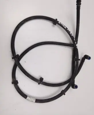 Ford Kuga II Air intake hose/pipe CV4413K140AE