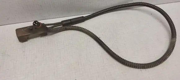 Volkswagen PASSAT B6 Electric engine pre-heating system (optional) 