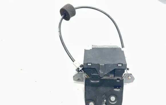 Mercedes-Benz E W211 Loading door lock A1717500085 A1717500185