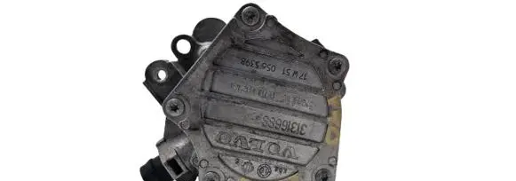 Volvo V40 Vacuum pump 31316688