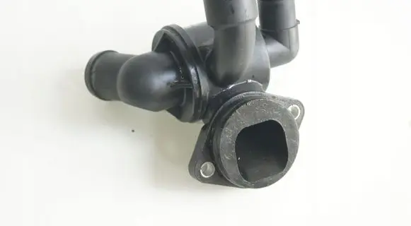 Volkswagen Amarok Thermostat/thermostat housing 03L121111AB