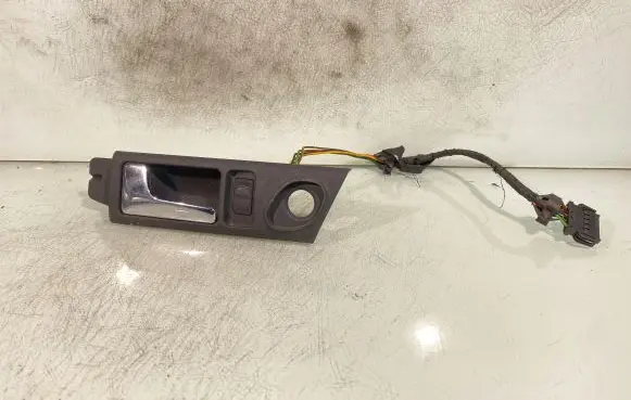 Audi A6 S6 C4 4A Front door interior handle 4a0839019c