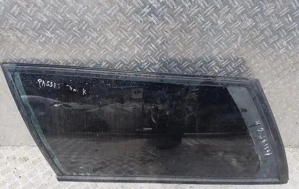 Volkswagen PASSAT B3 Rear side window