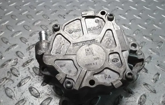 Skoda Superb B6 (3T) Vacuum pump 03L145100F 03L145100
