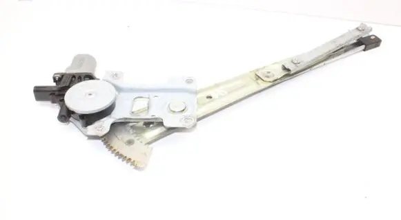 Honda CR-Z Front door window regulator with motor 