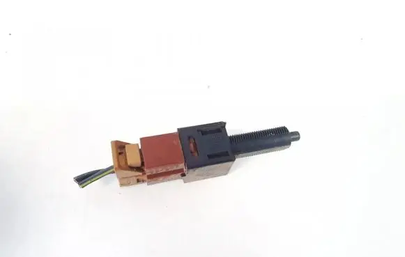 Nissan Primera Brake pedal sensor switch