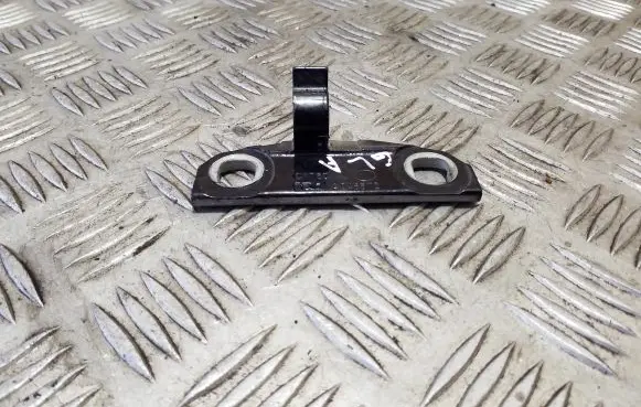Volvo XC70 Rear door lower hinge