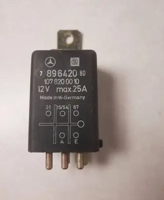 Mercedes-Benz W123 Other relay 1078200010 89642080