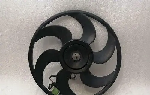 Ford Mondeo Mk III Radiator cooling fan shroud DR3Z8C607B