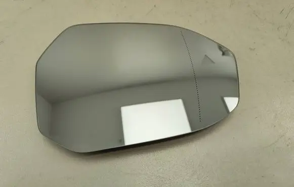 BMW 5 G60 G61 Wing mirror glass 1080730001