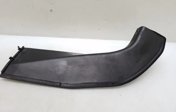 BMW 5 F10 F11 Rear/tail light trim molding 7204375 20409410