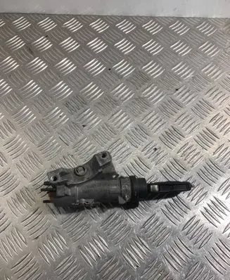 Volkswagen PASSAT B5.5 Ignition lock 4B0905851G