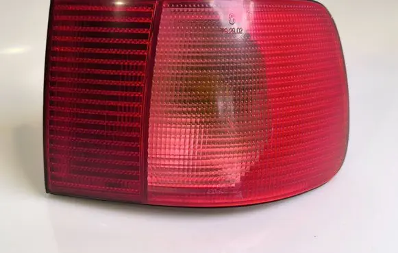 Audi A8 S8 D2 4D Rear/tail lights 4D0945096 66909