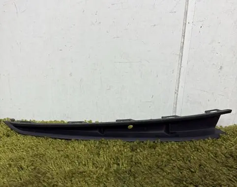 Volkswagen Polo VI Front bumper lower grill 2G0853677R