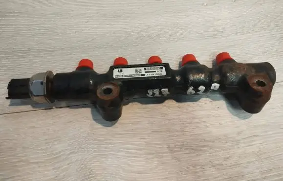 Peugeot 307 Fuel main line pipe 9654592680 08136074972
