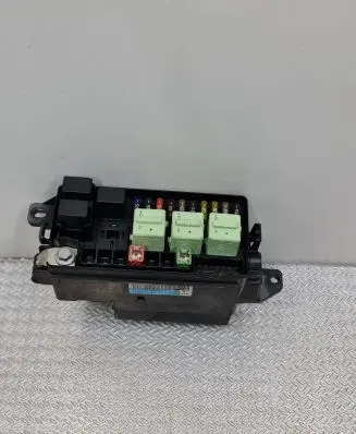 Mini Cooper Countryman R60 Fuse module 9240943 17236010 064706210812