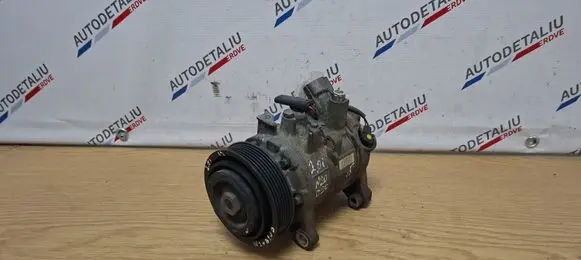 BMW 4 F32 F33 Air conditioning (A/C) compressor (pump) 9330831