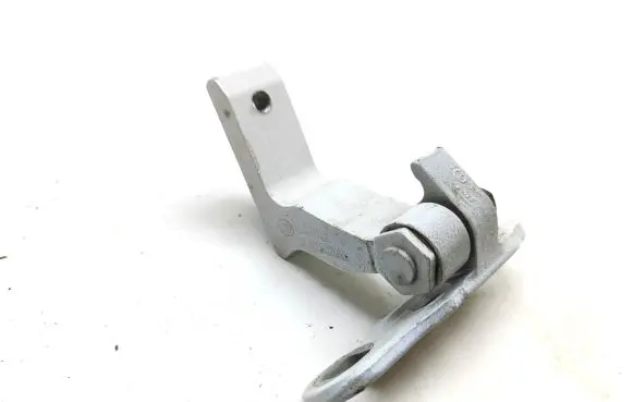 Volvo S90, V90 Rear door lower hinge 31371586