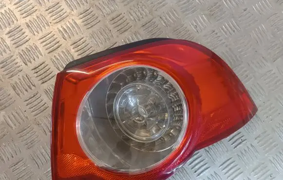 Volkswagen Eos Rear/tail lights 1q0945258a