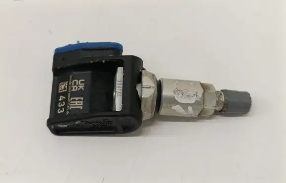 Mercedes-Benz GLC C254 Tire pressure sensor A0009058413