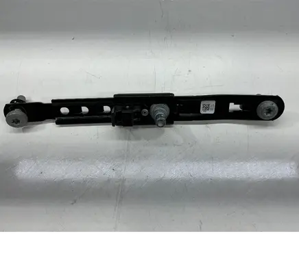 Nissan Murano Z52 Seat belt adjustment rail 1042686