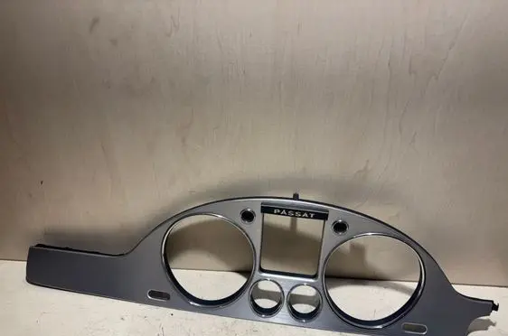 Volkswagen PASSAT B6 Dashboard trim 3C1