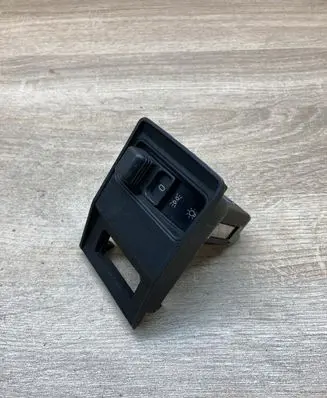 BMW 5 E34 Light switch 1384005 38813705