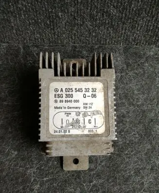 Mercedes-Benz A W168 Coolant fan relay A0255453232