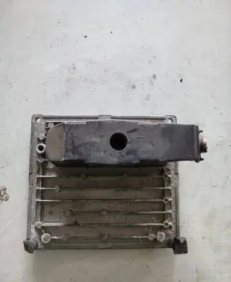 Ford Fiesta Engine control unit/module 6S6112A650FH