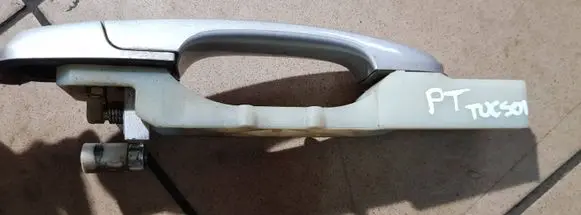 Hyundai Tucson JM Rear door exterior handle