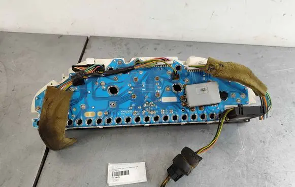 Volvo S90, V90 Speedometer (instrument cluster) 9129051 51479129051