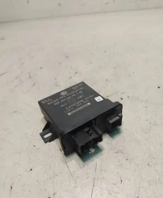Skoda Fabia Mk2 (5J) Light module LCM 5J0907357B 5DF00904151