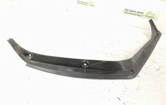 Mercedes-Benz C W204 Loading door rubber seal (on body) 2046931633 A2046931633