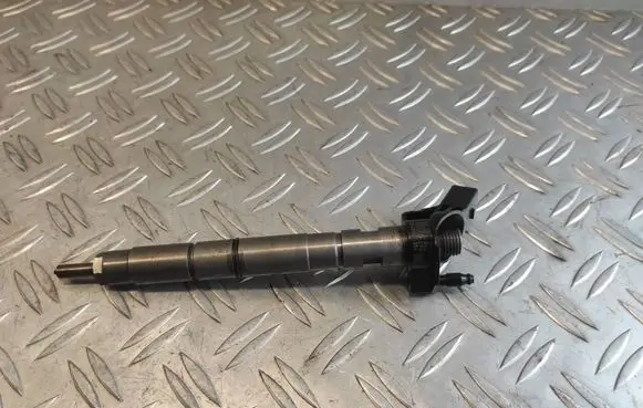 Audi A6 S6 C6 4F Fuel injector 059130277AJ
