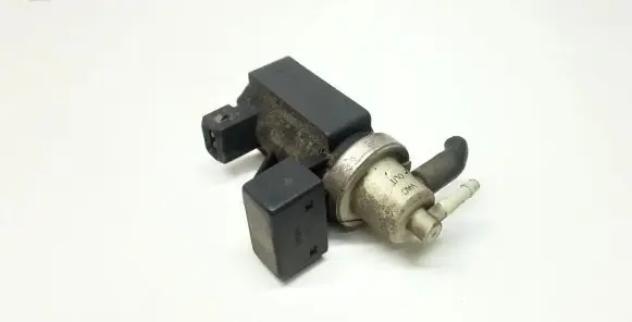 Volvo S60 Turbo solenoid valve 72190329 30637251