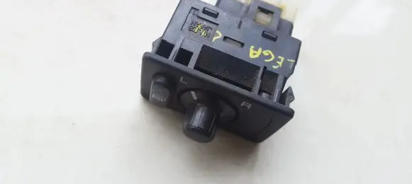 Subaru Legacy Wing mirror switch