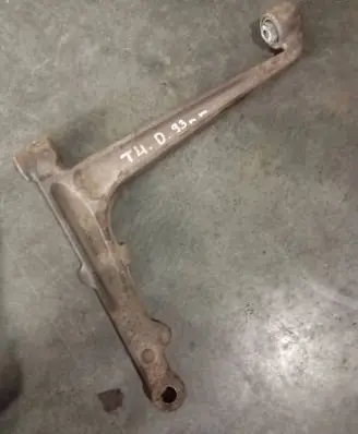 Volkswagen Transporter - Caravelle T4 Front lower control arm/wishbone