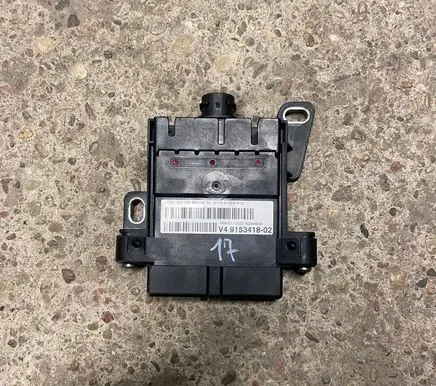 BMW 5 F10 F11 Current control relay 9153418