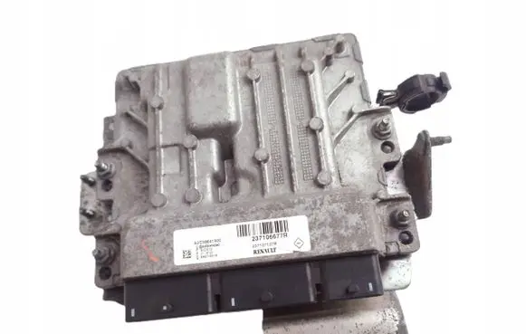 Renault Kadjar Engine control unit/module ECU 237106677R