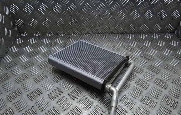 Toyota Prius (XW30) Heater blower radiator
