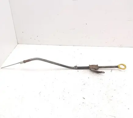 Toyota Auris 150 Oil level dip stick 