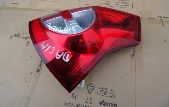 Dacia Sandero Rear/tail lights 8200734824