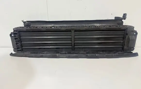 Skoda Karoq Intercooler air guide/duct channel 565122327