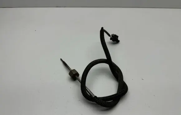 Mercedes-Benz C W205 Exhaust gas temperature sensor A0009056002 A0225451926